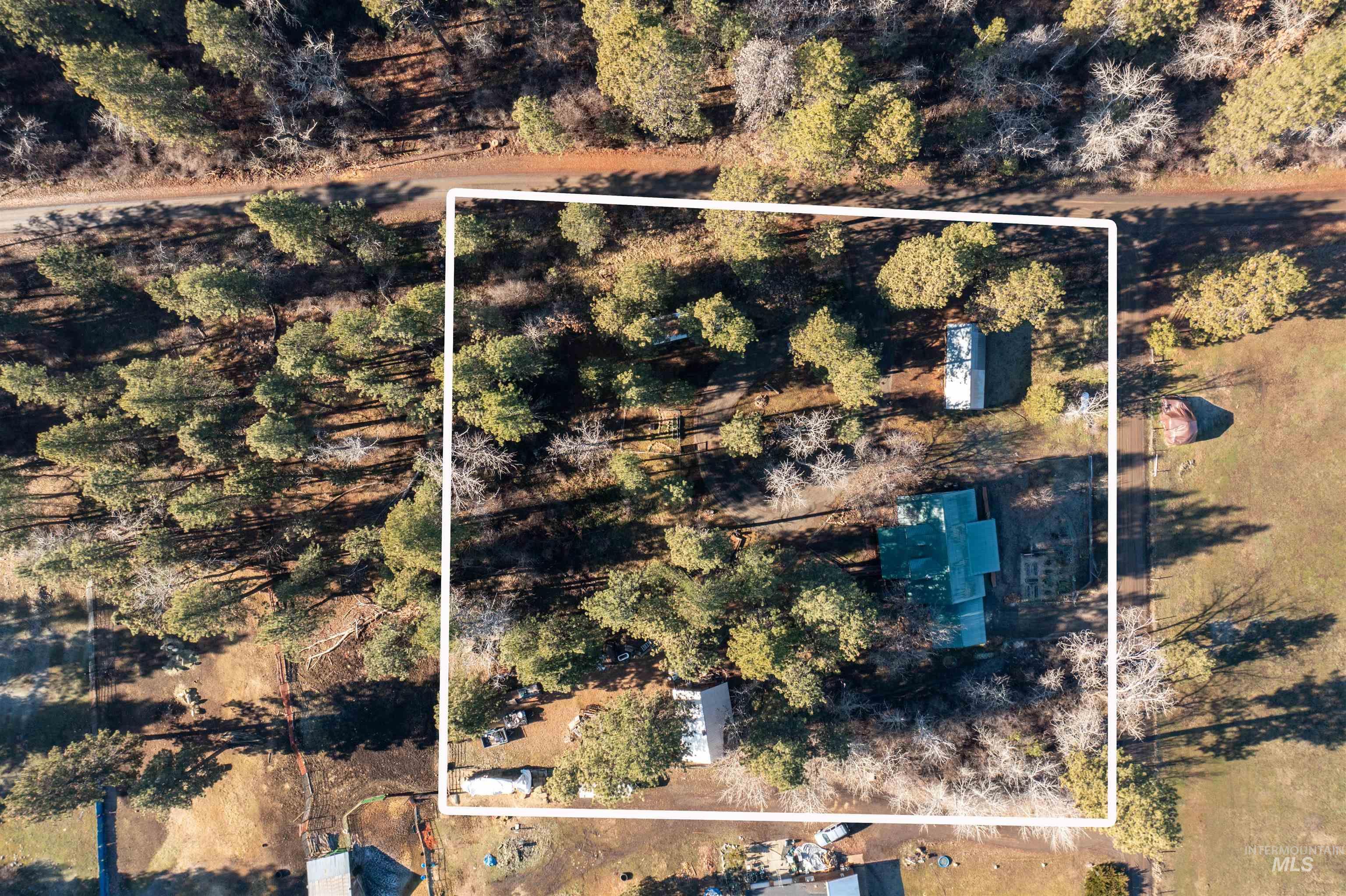 Map / location featuring property parcel outlined