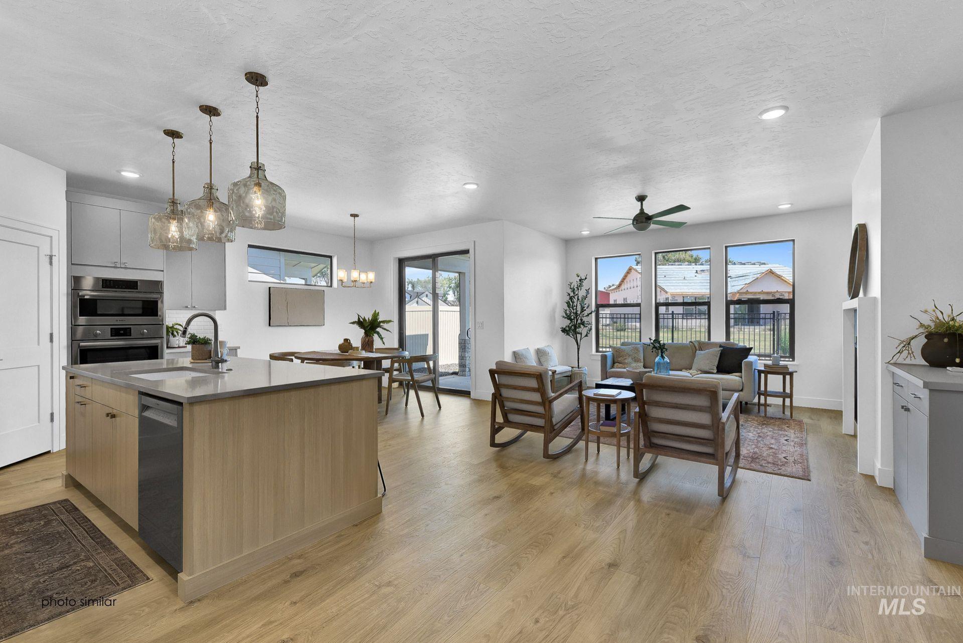 1724 N Black Elm Ln.