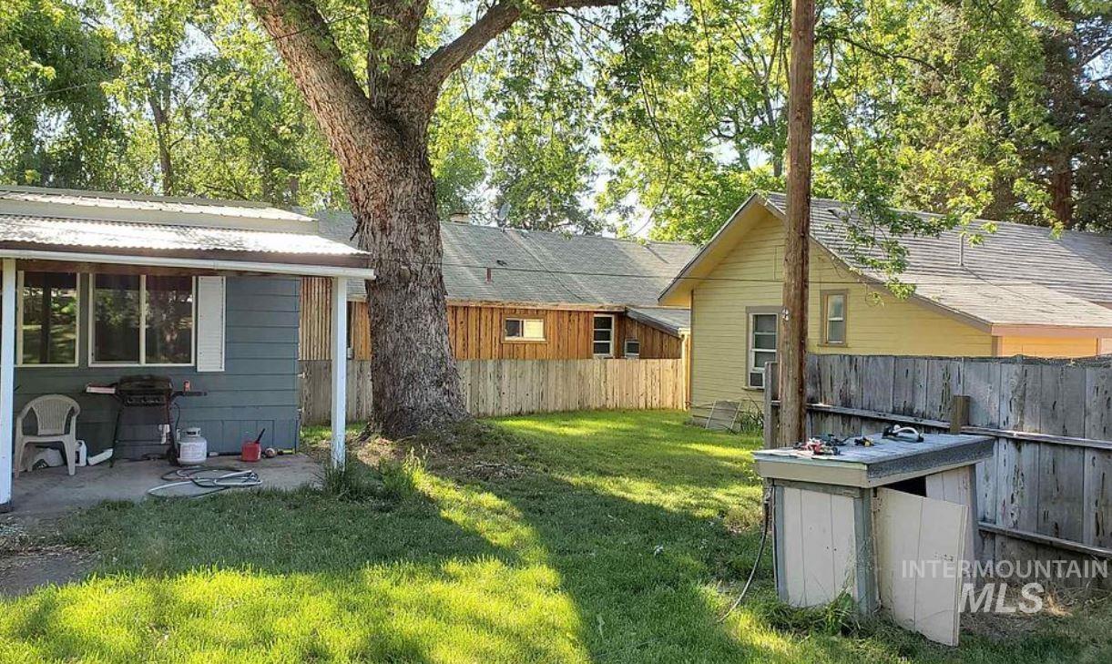 Listing image 1