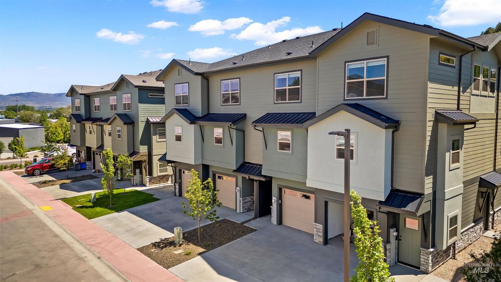 Photo of 7439 W Swain Lane, Garden City, ID 83714 (MLS # 98979612)