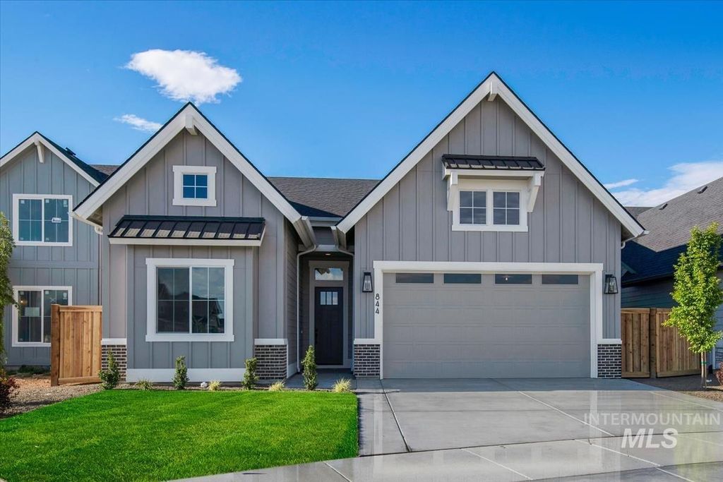 Photo of 1098 E Escalation St, Meridian, ID 83642 (MLS # 98990823)