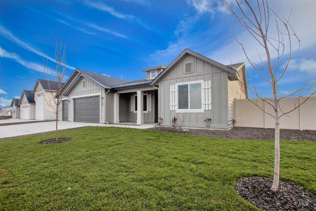 Photo of 607 Grand Harvest Avenue, New Plymouth, ID 83655 (MLS # 98967006)