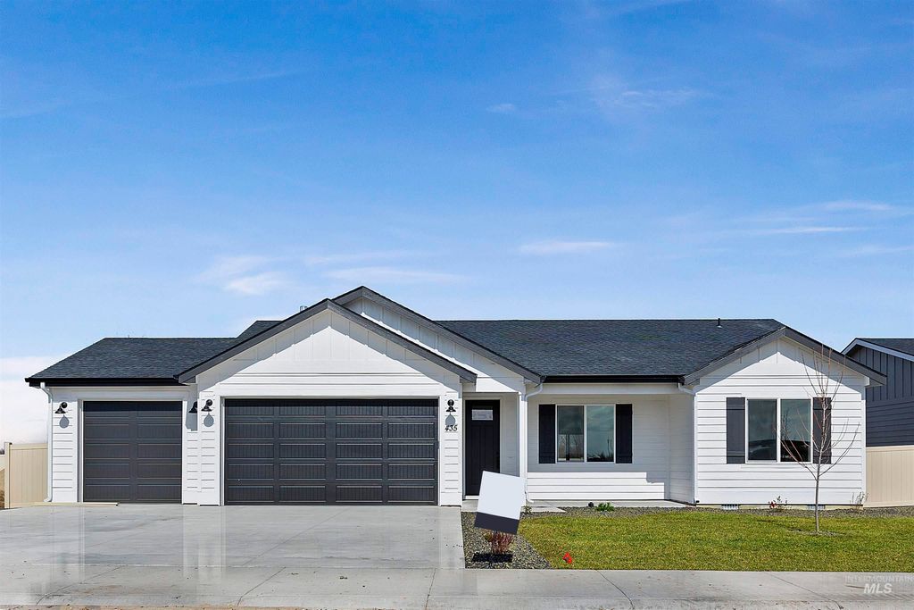 Photo of 607 Grand Harvest Avenue, New Plymouth, ID 83655 (MLS # 98967006)