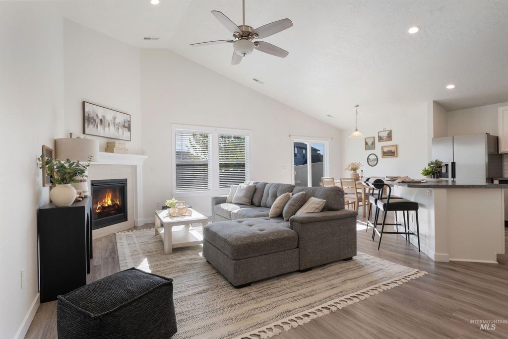 Photo of 3534 S Avondale Avenue, Nampa, ID 83686 (MLS # 98983139)