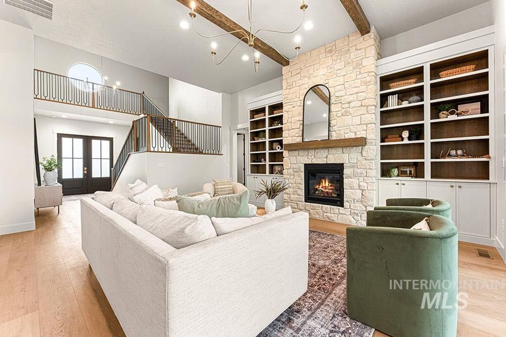 Photo of 820 N Creekwater Ave #Lot 8/5, Eagle, ID 83616 (MLS # 98971834)