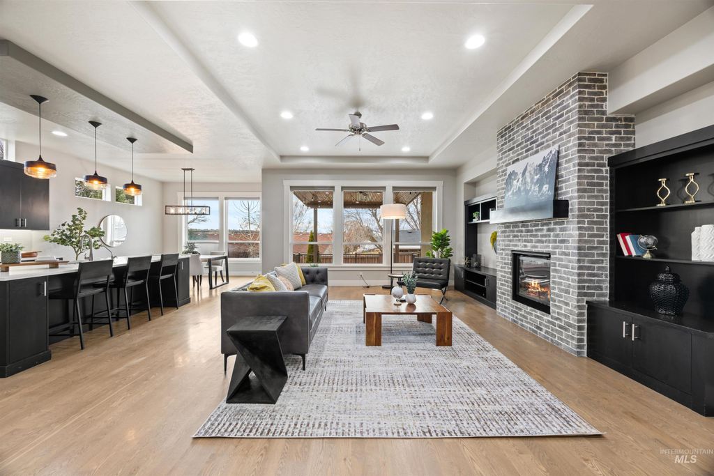 Photo of 4775 S Spotted Horse Ave, Boise, ID 83716 (MLS # 98974372)