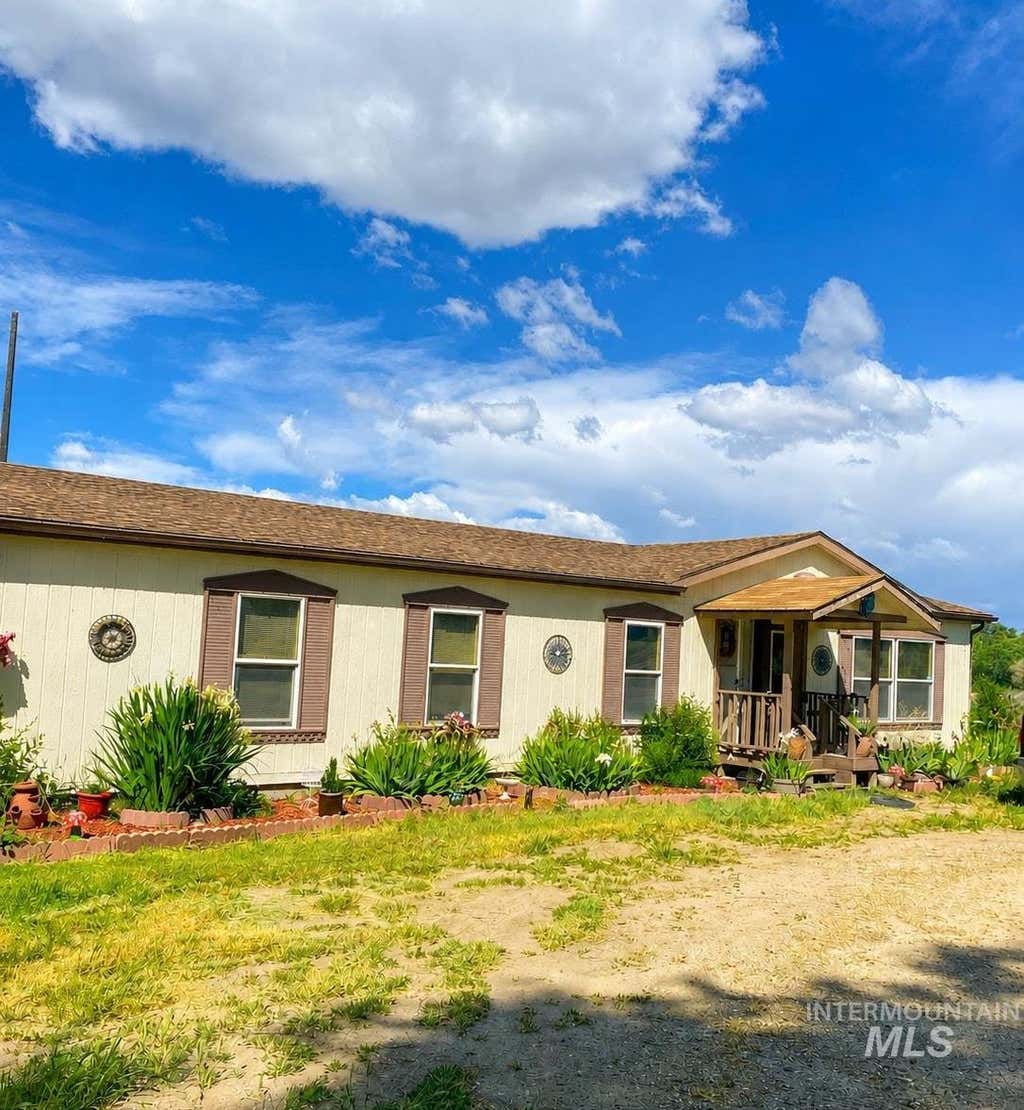 Photo of 12411 Lake Shore Drive, Nampa, ID 83686 (MLS # 98986620)
