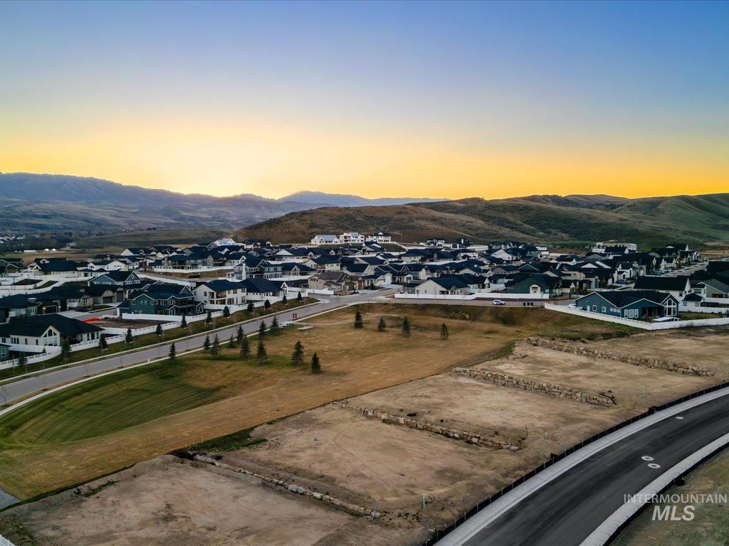 Photo of 13682 N Farmstead Way, Boise, ID 83714 (MLS # 98981401)