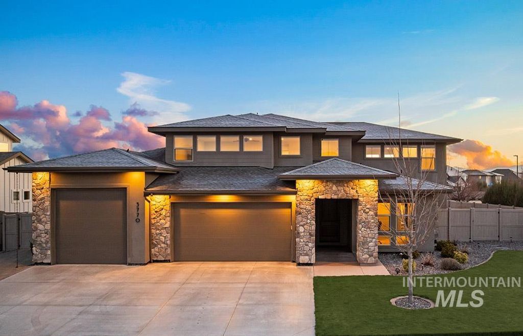 Photo of 5770 S Pioneer Trail Way, Meridian, ID 83642 (MLS # 98978591)