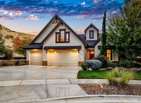 Photo of 4270 S River Falls Avenue, Boise, ID 83716 (MLS # 98964867)