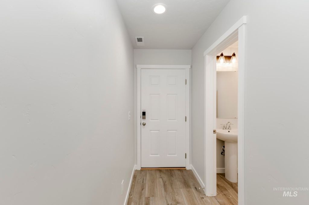 Photo of 216 Moose St, Horseshoe Bend, ID 83629 (MLS # 98952484)