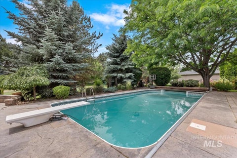Photo of 2283 W Stansbury Dr, Eagle, ID 83616 (MLS # 98991452)