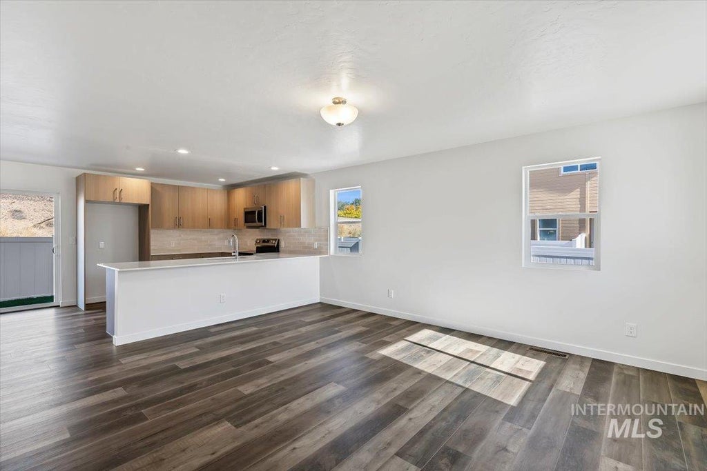 Photo of 1918 E Shortline, Nampa, ID 83687 (MLS # 99004384)