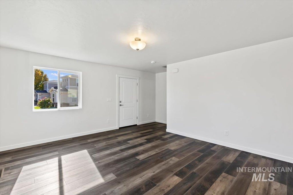 Photo of 1918 E Shortline, Nampa, ID 83687 (MLS # 99004384)