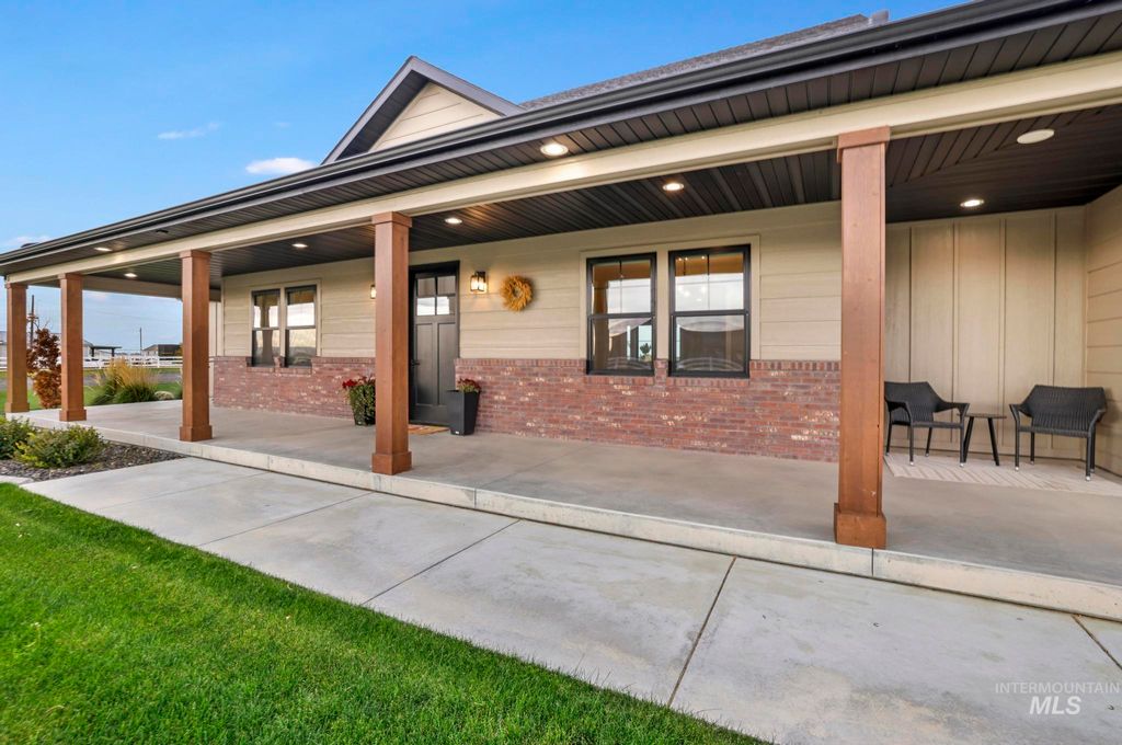 Photo of 394 300 South, Burley, ID 83318 (MLS # 98964150)