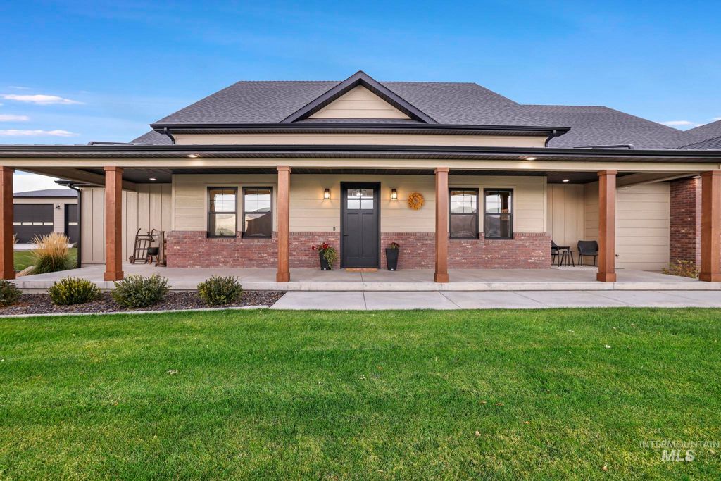 Photo of 394 300 South, Burley, ID 83318 (MLS # 98964150)