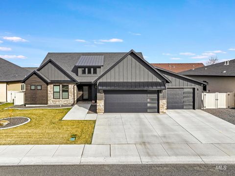 Photo of 2054 Red Rock Way, Twin Falls, ID 83301 (MLS # 98978508)