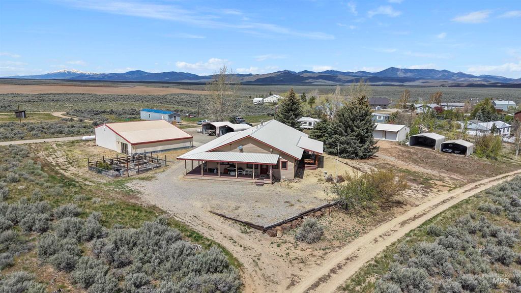 Photo of 339 Hill City Ave, West Magic, ID 83352 (MLS # 98984088)