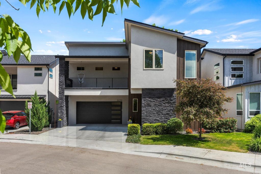 Photo of 5076 N Thorton Lane, Boise, ID 83714 (MLS # 98986121)