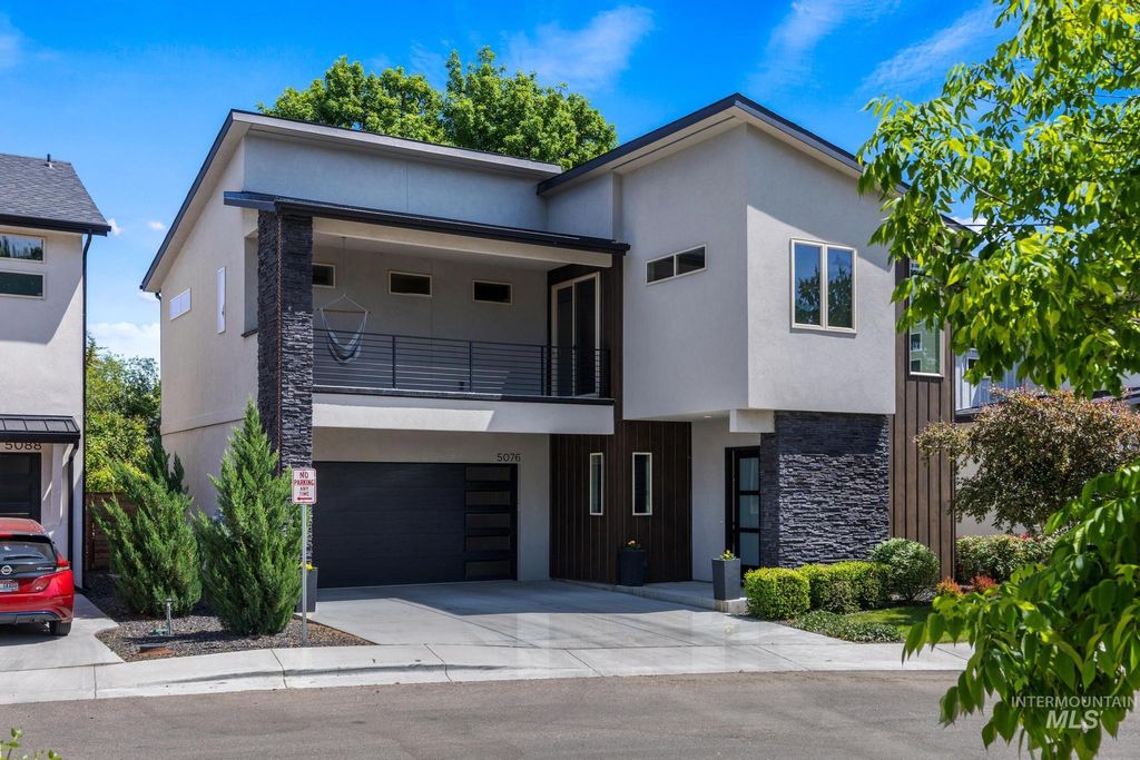 Photo of 5076 N Thorton Lane, Boise, ID 83714 (MLS # 98986121)