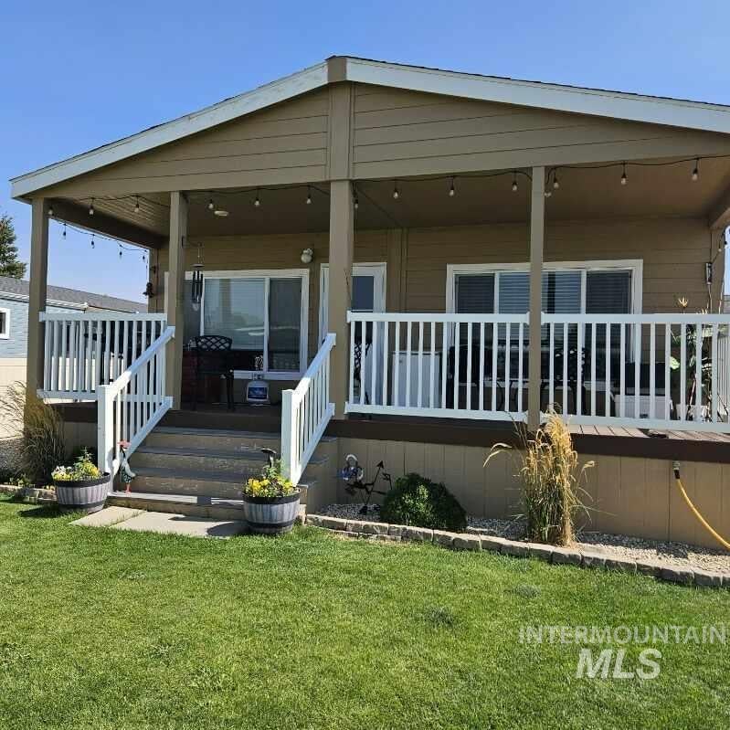 Photo of 2364 Blue Sage Lane, Boise, ID 83716 (MLS # 98996401)