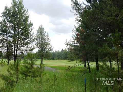 430 Wilhelm Creek Ct McCall ID 83638