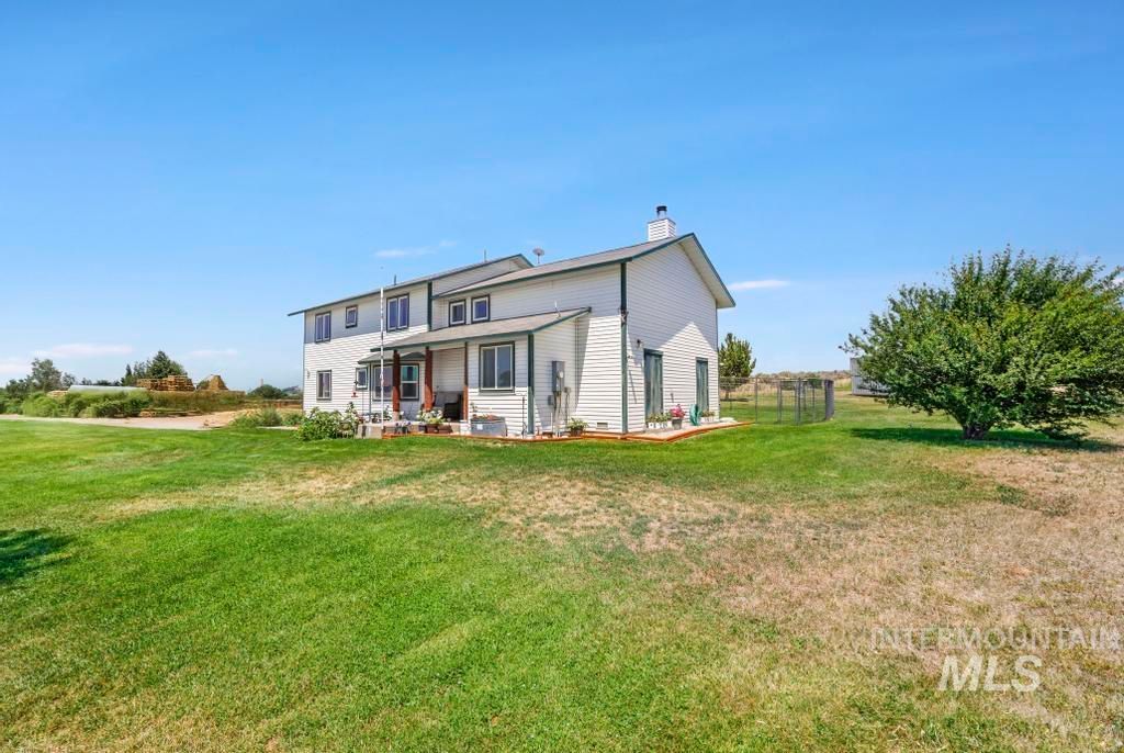 Photo of 568 N 150 E, Shoshone, ID 83352 (MLS # 98972703)