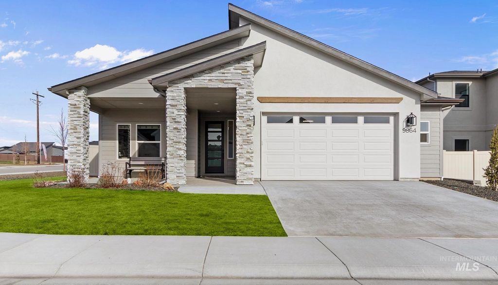 Photo of 9864 W Aviara Street, Star, ID 83669 (MLS # 98979410)