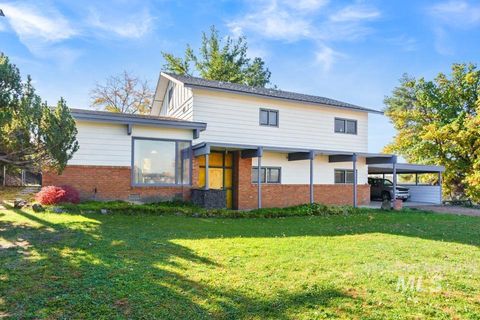 Photo of 1825 Ne 17th Ave, Payette, ID 83661 (MLS # 98966634)