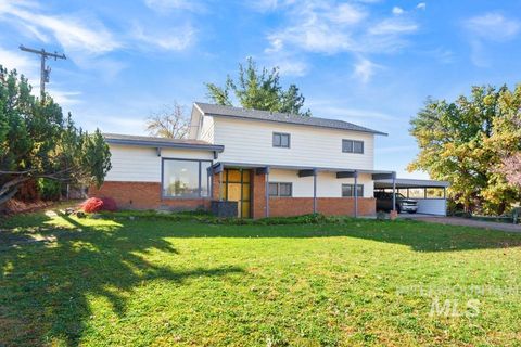 Photo of 1825 Ne 17th Ave, Payette, ID 83661 (MLS # 98966634)