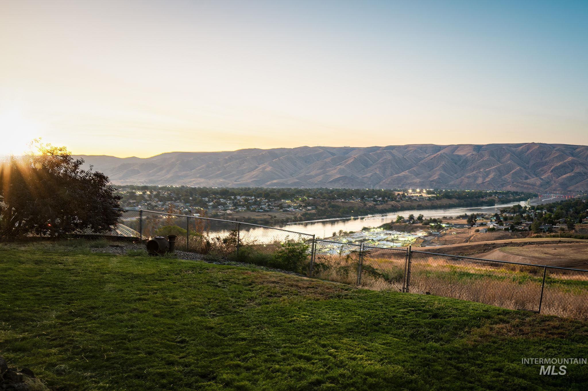 511 Crestline Circle Crt