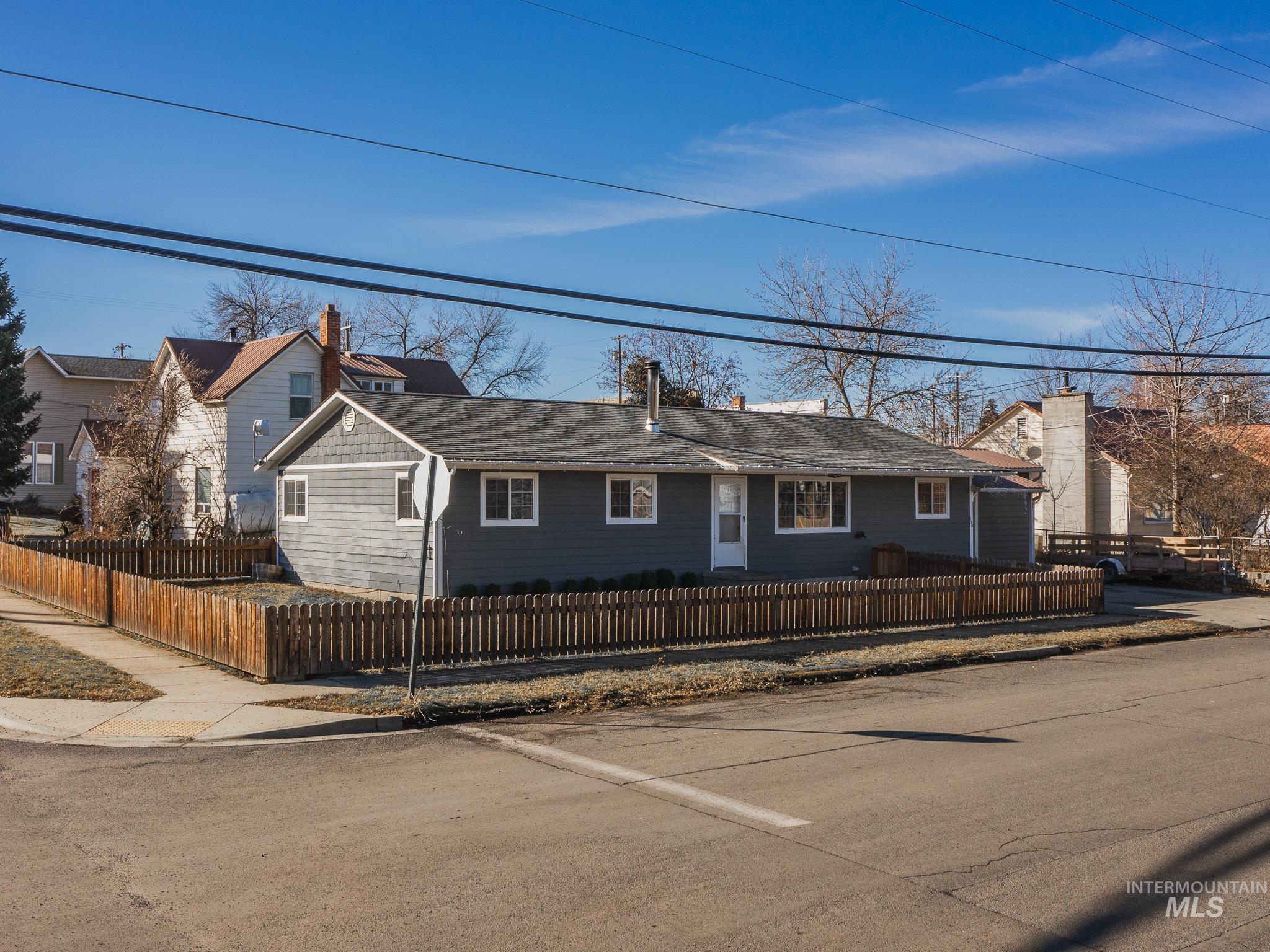 130 E North 2nd Street