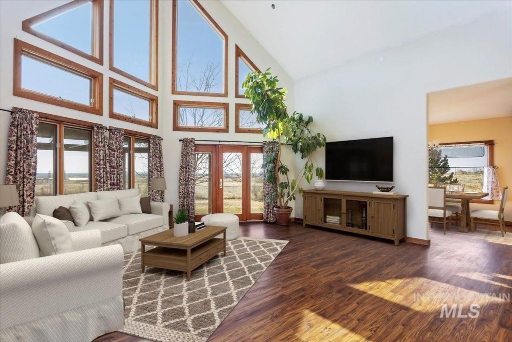 Photo of 188 E 552 N, Shoshone, ID 83352 (MLS # 98972929)