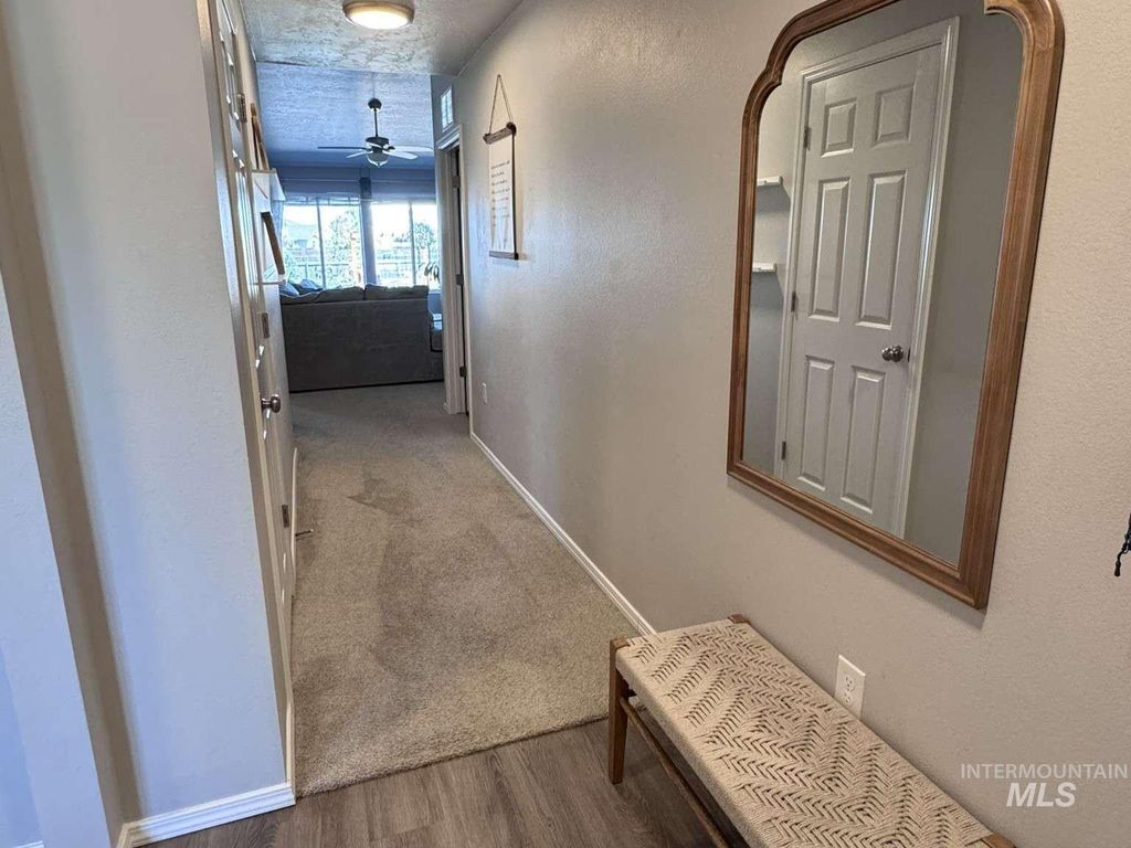 Photo of 19576 Newhall Pl, Caldwell, ID 83605 (MLS # 98985609)