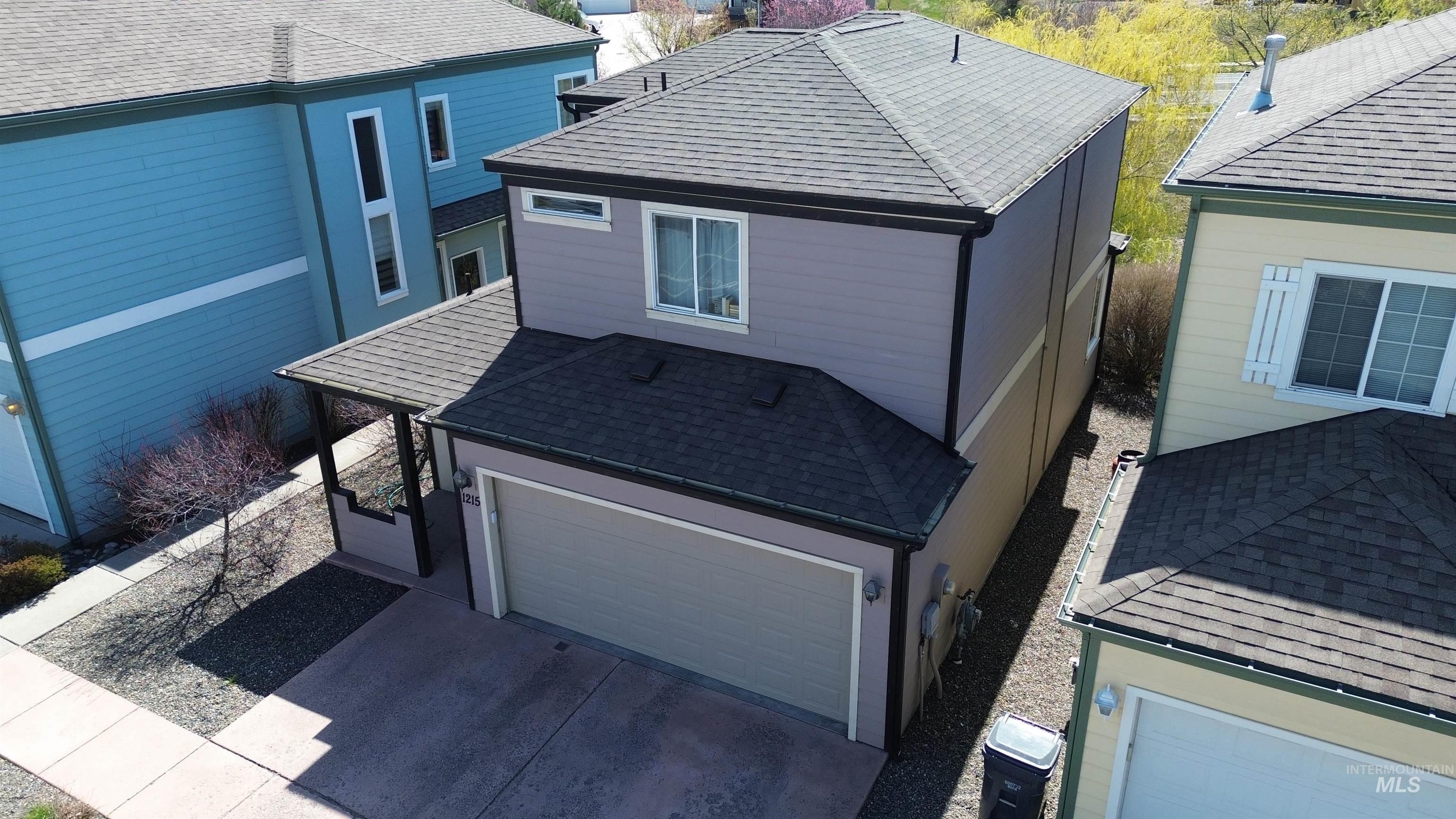 1215 Mainspring Ln