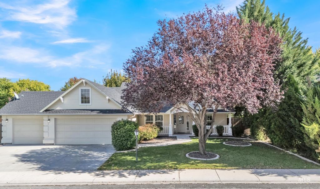 Photo of 3886 N Price Way, Meridian, ID 83646 (MLS # 98974193)