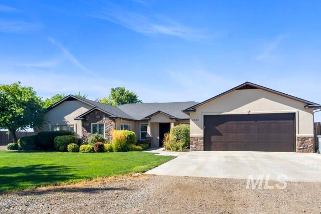 Photo of 7236 Cherry Ln, Nampa, ID 83687 (MLS # 98969999)