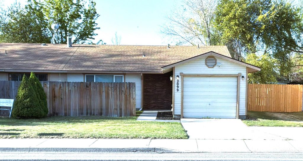 Photo of 2099 Falls Avenue E Ave, Twin Falls, ID 83301 (MLS # 98984091)