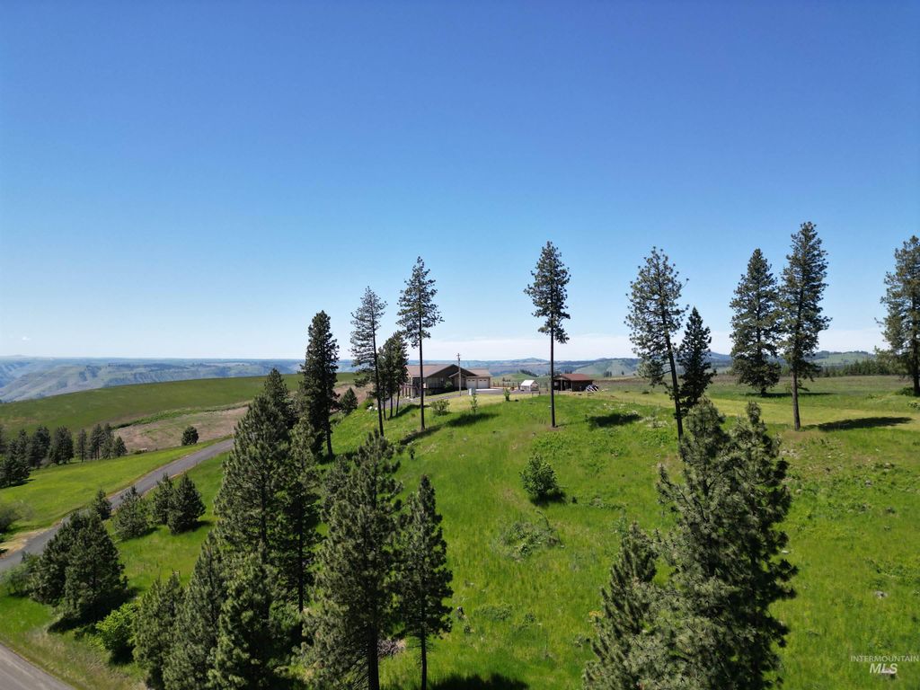Photo of 1151 Beaverslide Rd, Kamiah, ID 83536 (MLS # 98972647)