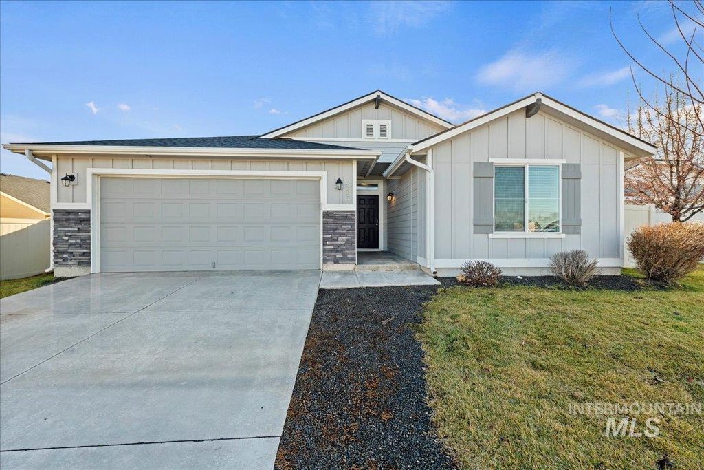 Photo of 583 E Ronda St, Kuna, ID 83634 (MLS # 98970297)