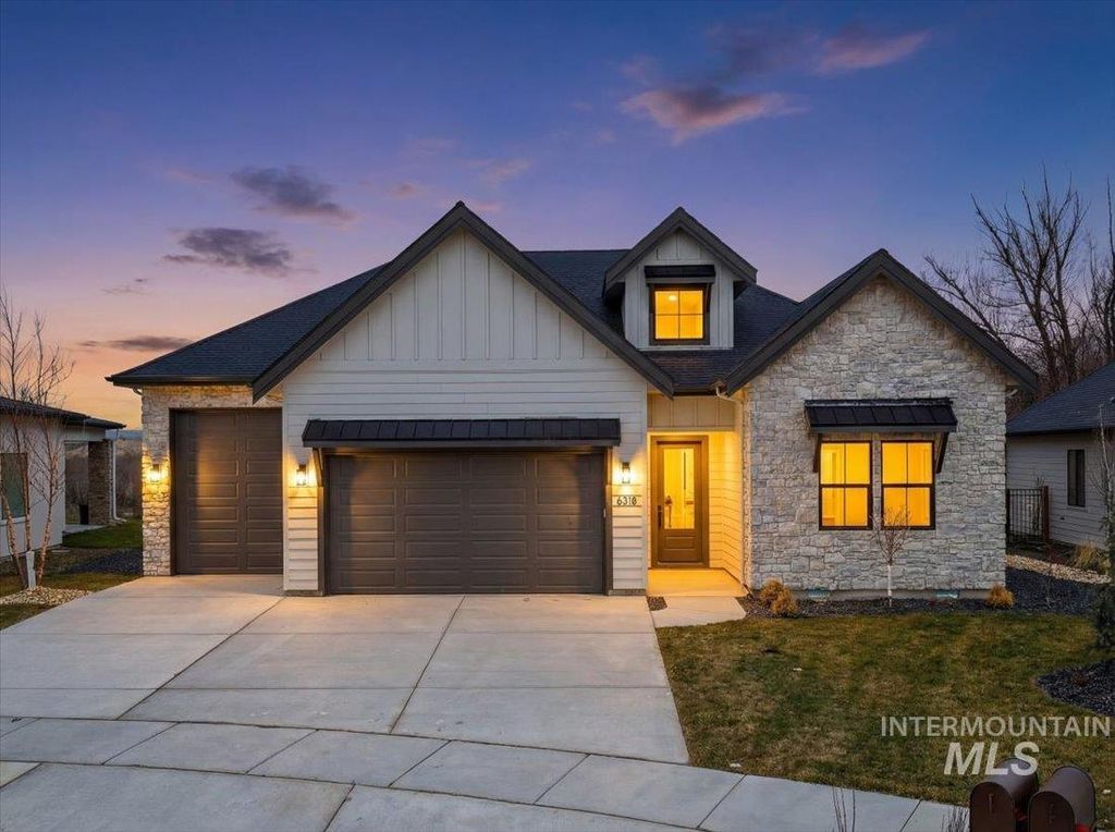 Photo of 6518 W Flathead Lake St, Eagle, ID 83616 (MLS # 98973319)