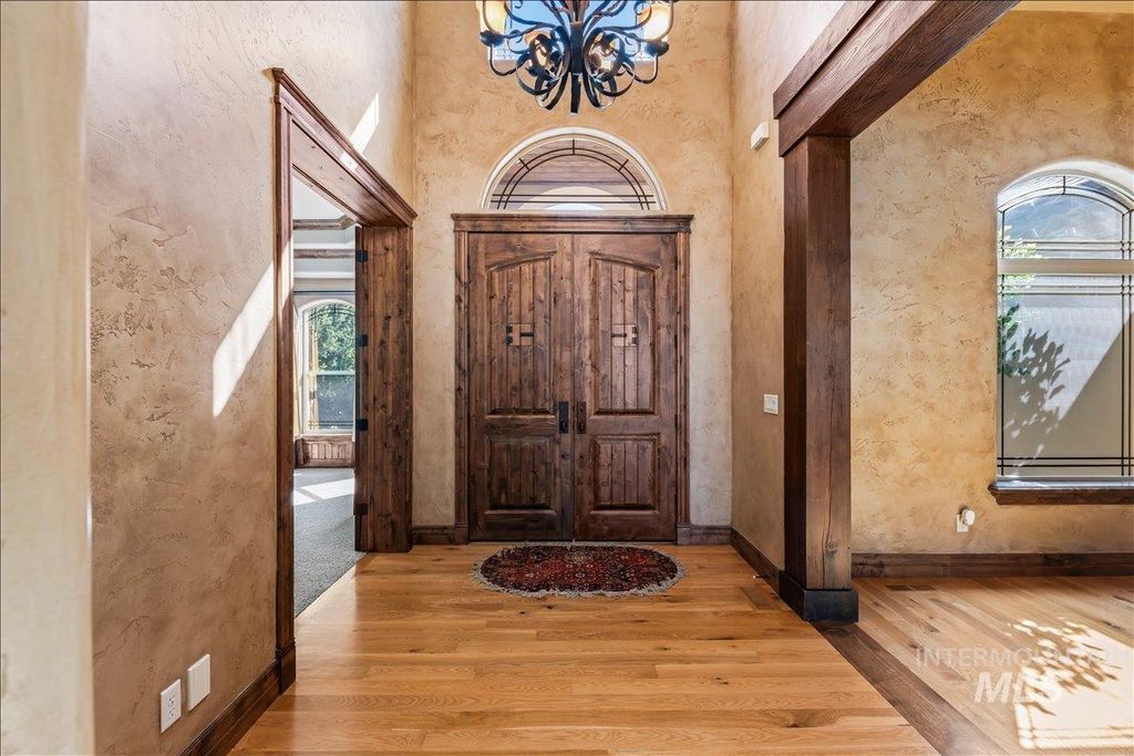 Photo of 4324 W Briar Rock Ct, Eagle, ID 83616 (MLS # 98962049)