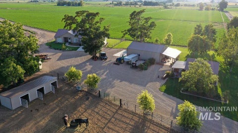 Photo of 561 Mausling Rd, Adrian, OR 97901 (MLS # 99000444)