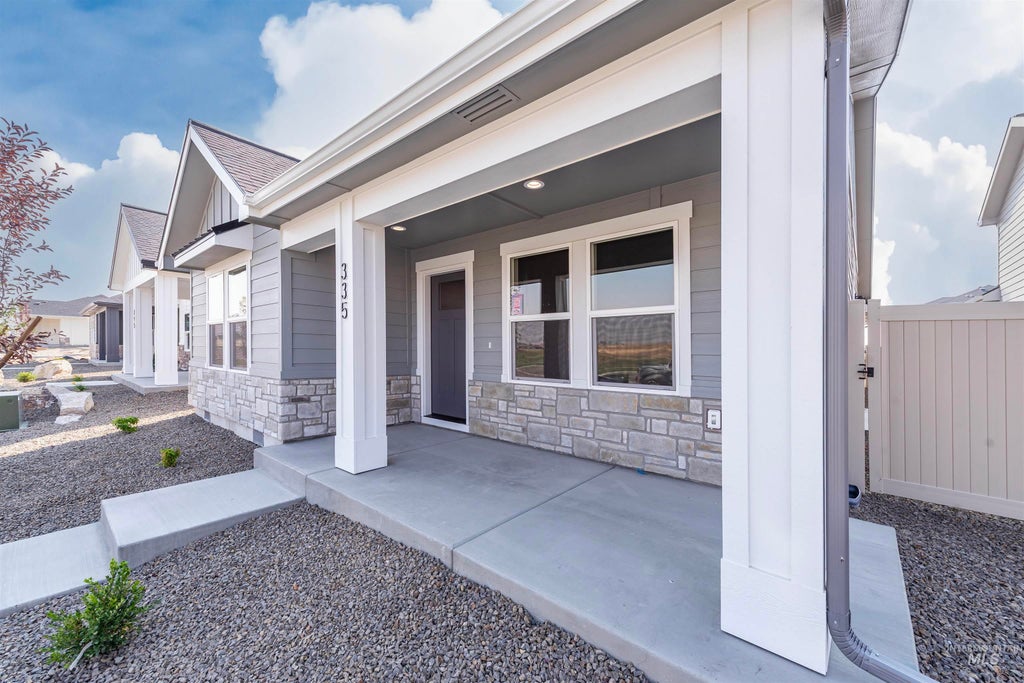 Photo of 335 E. Chevy Dr, Boise, ID 83716 (MLS # 98997082)