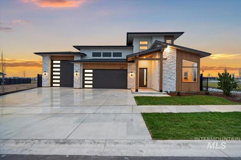 Photo of 2407 N Buhrstone Ave, Eagle, ID 83616 (MLS # 98977548)