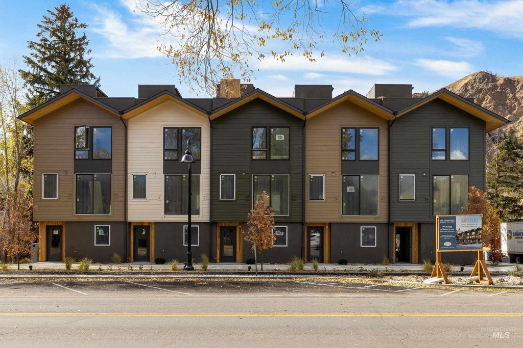 Photo of 317 N River Street Unit 2 St, Hailey, ID 83333 (MLS # 98968634)