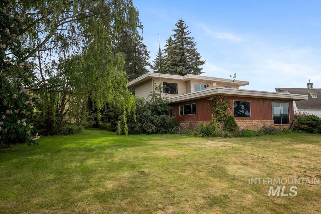 Photo of 409 N Parkway, Uniontown, WA 99179 (MLS # 98971725)