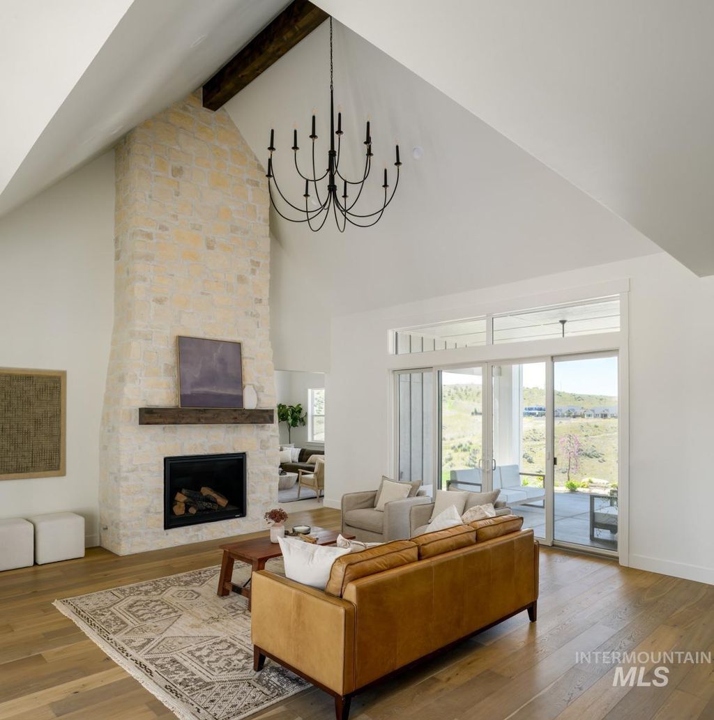 Photo of 495 Discovery Drive, Donnelly, ID 83615 (MLS # 98957226)