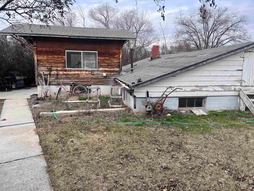 Photo of 3967 Sand Hollow Rd, New Plymouth, ID 83655 (MLS # 98973423)