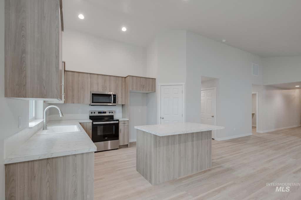 Photo of 4323 Dayton St, Caldwell, ID 83605 (MLS # 98991833)